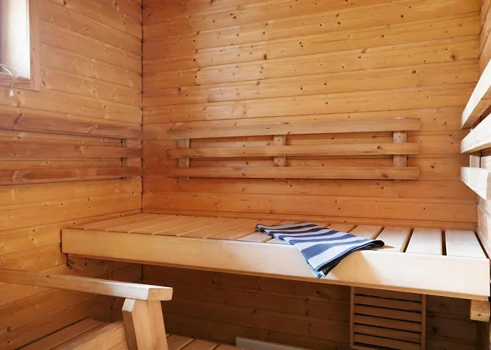 Kotimaailma - Tilava Saunallinen & Parvekkeellinen Kaksio - Keernakatu