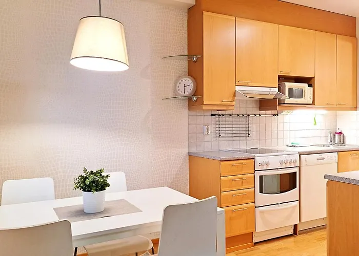 公寓 Kotimaailma - Tilava Saunallinen & Parvekkeellinen Kaksio - Keernakatu *